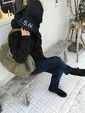 「Acne Studios（アクネストゥディオズ）のアイテム（デニムパンツ）」を使った、SHIROさん（メンズ・170cm）の冬コーディネート