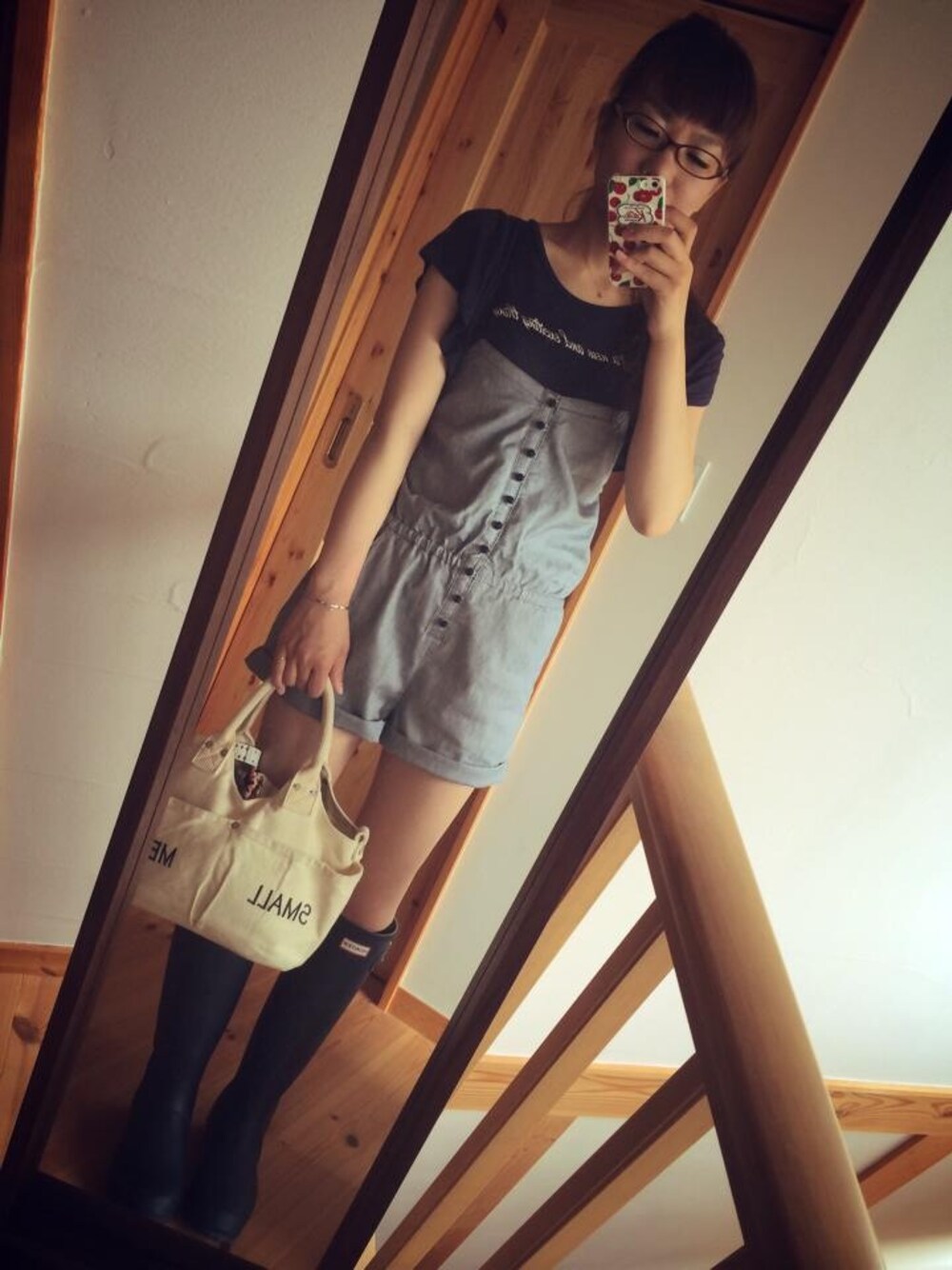 「オールインワン、長ぐつコーデ、ハンター、きょうのわたし。」｜「jouetieの【LADY】フリル袖T（Tシャツ/カットソー、ブルー系）」を使った、みゆちゅうさん（レディース・164cm）の夏コーディネートの1枚目の写真