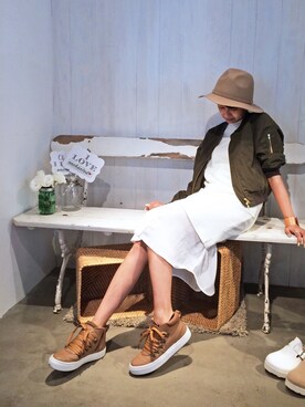 「KBF（ケイビーエフ）のアイテム（MA-1）」を使った、Rieko  さん（レディース・161cm）の秋コーディネート