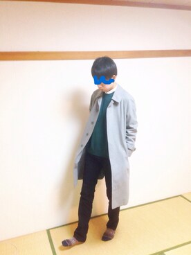 「雨の日」｜「アイテム（ステンカラーコート）」を使った、Ryuseiさん（メンズ・178cm）の冬コーディネート