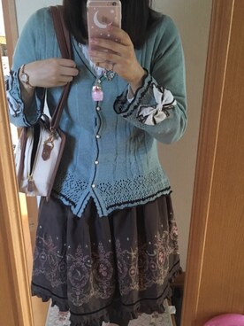 「axes femme（アクシーズファム）のアイテム（ハンドバッグ）」を使った、やまなかみおるさん（レディース・162cm）の秋コーディネート