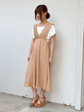 「アイテム（ジャンパースカート）」を使った、ちひろさん（レディース・154cm）の秋コーディネート