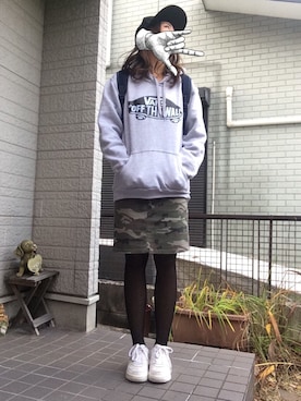 「FLYING TIGERS（フライングタイガー）のアイテム（キャップ）」を使った、natさん（レディース・157cm）の冬コーディネート