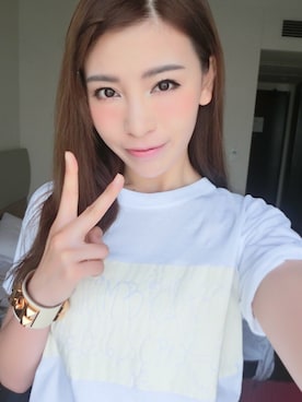 「ZUCCa（ズッカ）のアイテム（Tシャツ/カットソー、ホワイト系）」を使った、クリステイ❤️さん（レディース）の秋コーディネート