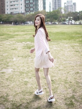 「SWAGGER（スワッガー）のアイテム（ワンピース/ドレス）」を使った、swaggerさん（レディース・167cm）の春コーディネート
