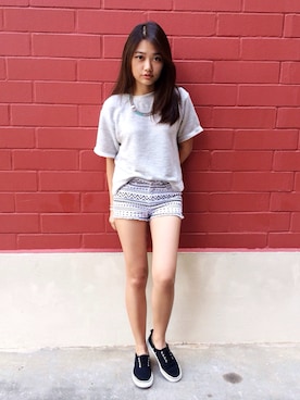 Charmaine Sewさんのコーディネート