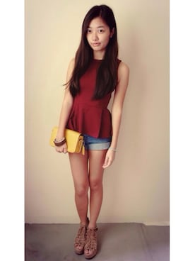 「アイテム（バングル/リストバンド）」を使った、Charmaine Sewさん（レディース・151cm・10代）の秋コーディネート