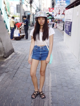 Charmaine Sewさんのコーディネート