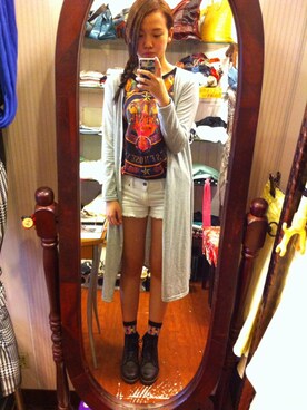 「PULL&BEAR（プルアンドベア）のアイテム（デニムパンツ、ホワイト系）」を使った、🌴Jenny🐢さん（レディース・158cm）の秋コーディネート