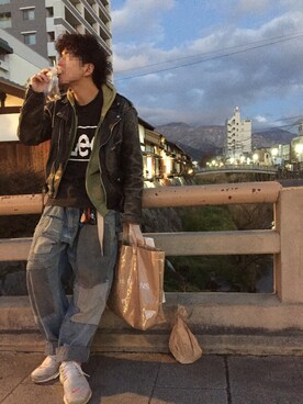 「carhartt」｜「アイテム（ライダースジャケット）」を使った、鬼澤駿天【boucle】さん（メンズ・172cm）の冬コーディネート