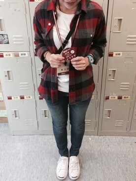 Hsin Yehさんのコーディネート