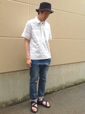 「ADAM ET ROPE'（アダムエロペ）のアイテム（シャツ/ブラウス、ホワイト系）」を使った、Shinya Ishikawaさん（メンズ・181cm）の春コーディネート