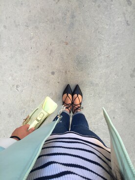 「ZARA（ザラ）のアイテム（デニムパンツ、ブルー系）」を使った、鱼さん（レディース・169cm）の春コーディネート