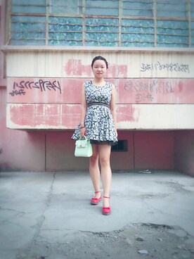 「ZARA（ザラ）のアイテム（ワンピース、ホワイト系）」を使った、鱼さん（レディース・169cm）の夏コーディネート
