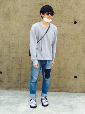 「アイテム（ボディバッグ/ウエストポーチ、グリーン系）」を使った、にこたさん（メンズ・171cm）の春コーディネート