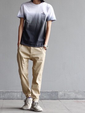 「streetsnap」｜「アイテム（アナログ腕時計）」を使った、陈百万さん（メンズ・174cm）の夏コーディネート