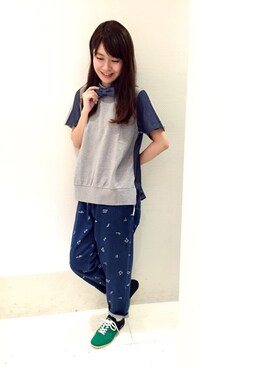 「 グレー」｜「アイテム（パンツ）」を使った、FUUさん（レディース・162cm）の春コーディネート