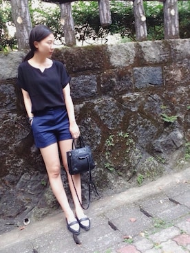 「blue」｜「アイテム（モカシン/デッキシューズ）」を使った、Genieさん（レディース・155cm）の秋コーディネート