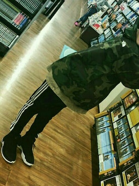 「Jordan」｜「アイテム（マウンテンパーカー）」を使った、ティーノさん（メンズ・171cm）の秋コーディネート
