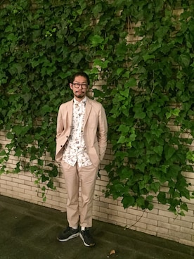 「総柄トップス」｜「アイテム（その他アウター）」を使った、Ryousuke さん（メンズ・173cm）の夏コーディネート