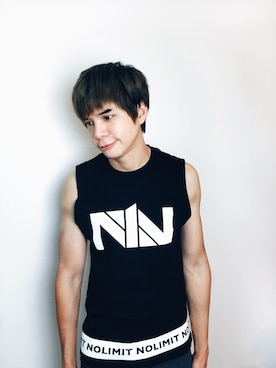 DannyOne 溫力銘さんのコーディネート