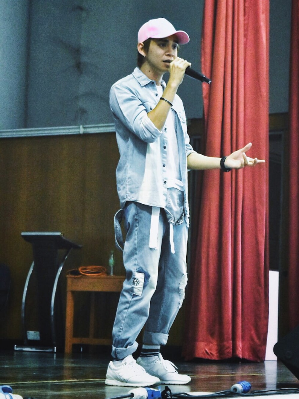 「dannyone、ootd」｜「NEW BALANCEのNew Balance / M1400（スニーカー、ホワイト系）」を使った、DannyOne 溫力銘さん（メンズ・172cm）の夏コーディネートの1枚目の写真