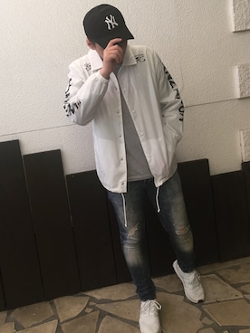 「KaneZ（ケインズ）のアイテム（ナイロンジャケット）」を使った、KiNさん（メンズ・175cm）の秋コーディネート