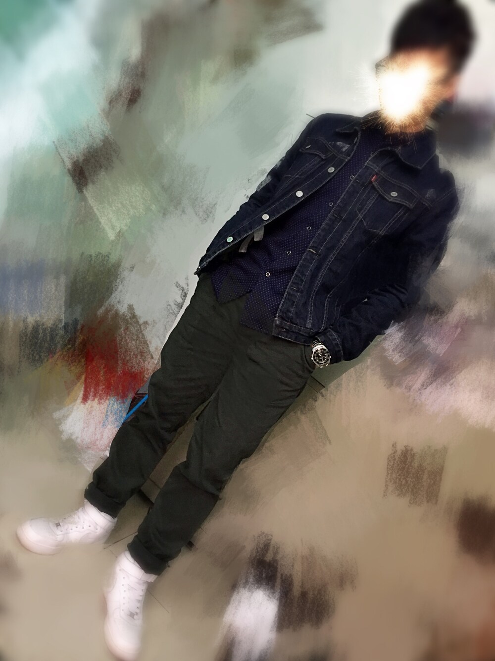 「Levi'sのアイテム（デニムジャケット、ブルー系）」を使った、Steve_ChanHaiFongさん（メンズ・175cm）の冬コーディネートの1枚目の写真