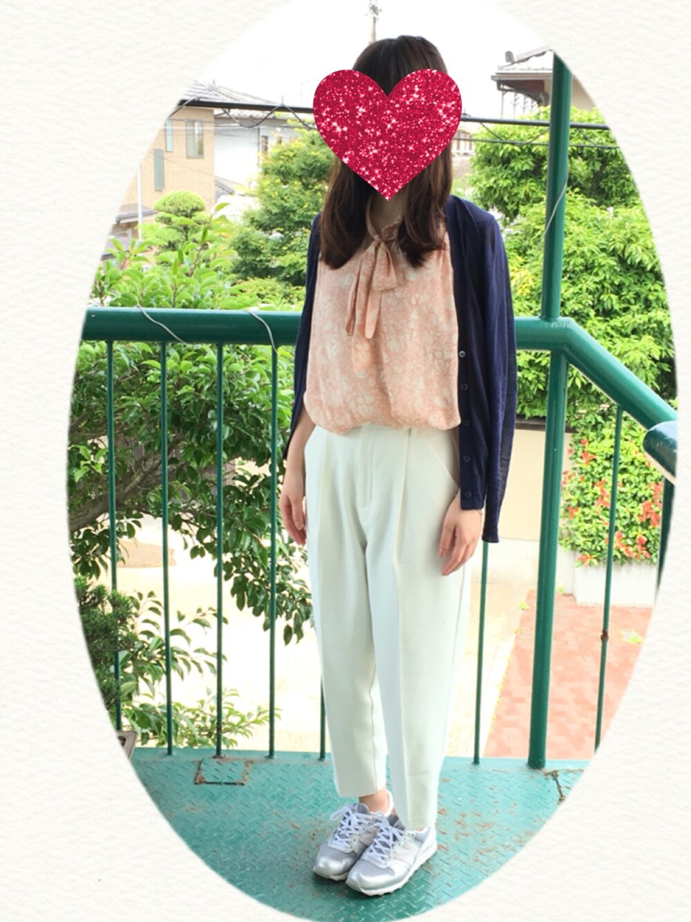 「innowaveのアイテム（シャツ/ブラウス、レッド系）」を使った、cheshiさん（レディース・161cm）の夏コーディネートの1枚目の写真