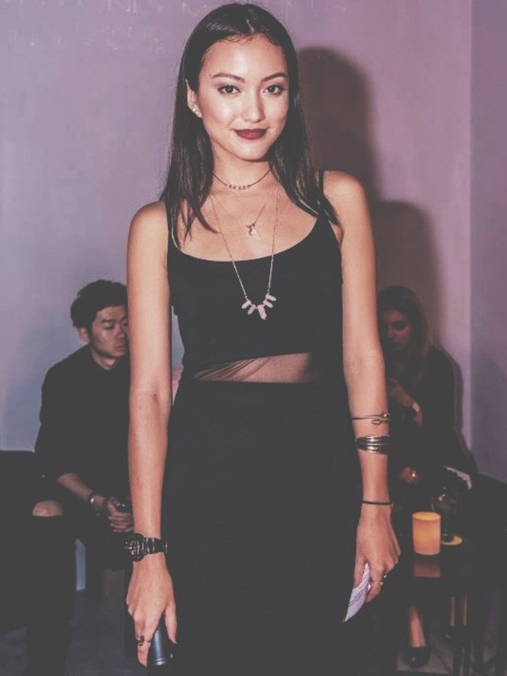 「nars、miss selfridge、choker、hanli、nineties、90’s」｜「Miss Selfridgeのアイテム（ワンピース、ブラック系）」を使った、Hanli Hoeferさん（レディース・174cm）の秋コーディネートの1枚目の写真