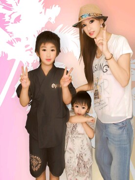 「アイテム（アクセサリー、パープル系）」を使った、ERIさん（レディース・158cm）の夏コーディネート