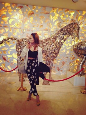 ERIKA LEEさんのコーディネート