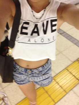 ERIKA LEEさんのコーディネート