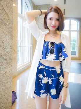 Heidi CooLさんのコーディネート