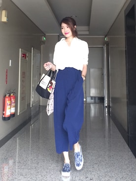 Heidi CooLさんのコーディネート