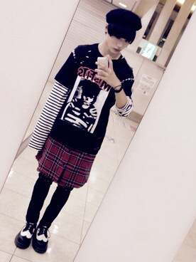 「Dr. Martens（ドクターマーチン）のDr.Martens ウィングチップシューズ（ブーツ、ブラック系）」を使った、いちまつ君さん（メンズ・176cm）の秋コーディネート
