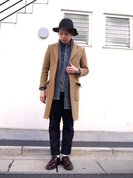 「ベージュのコート」｜「アイテム（チェスターコート）」を使った、BIRTHDAYさん（メンズ・170cm）の秋コーディネート