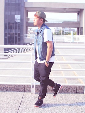 洪啟倫さんのコーディネート