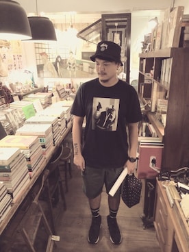 洪啟倫さんのコーディネート