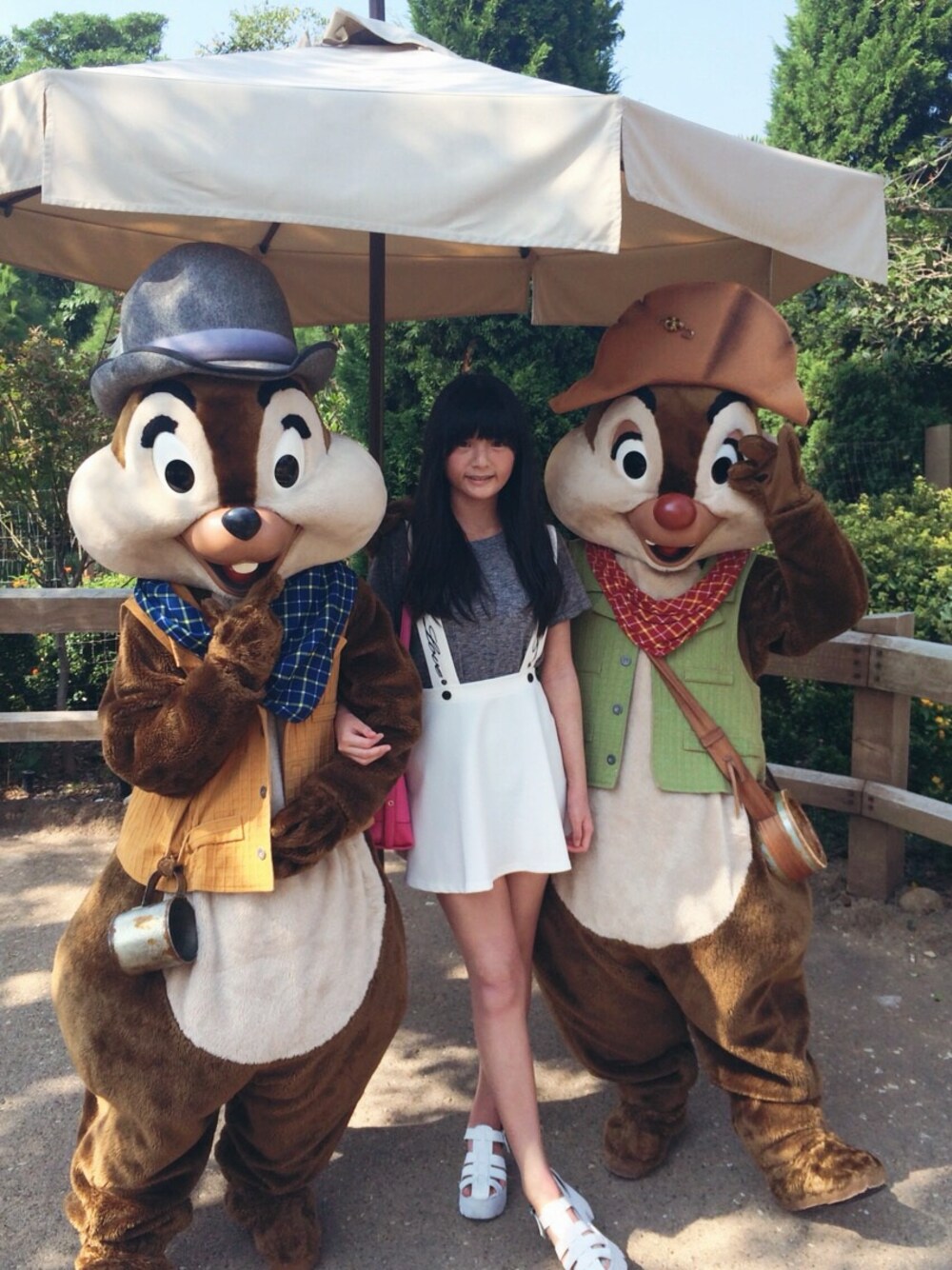 「Nata、natalie、summer、Samantha Thavasa、disney」｜「淘寶 (時尚麻豆家低價優質)の灰色雪花上衣（Tシャツ/カットソー、グレー系）」を使った、Nata🐻✨さん（レディース・159cm）の秋コーディネートの1枚目の写真