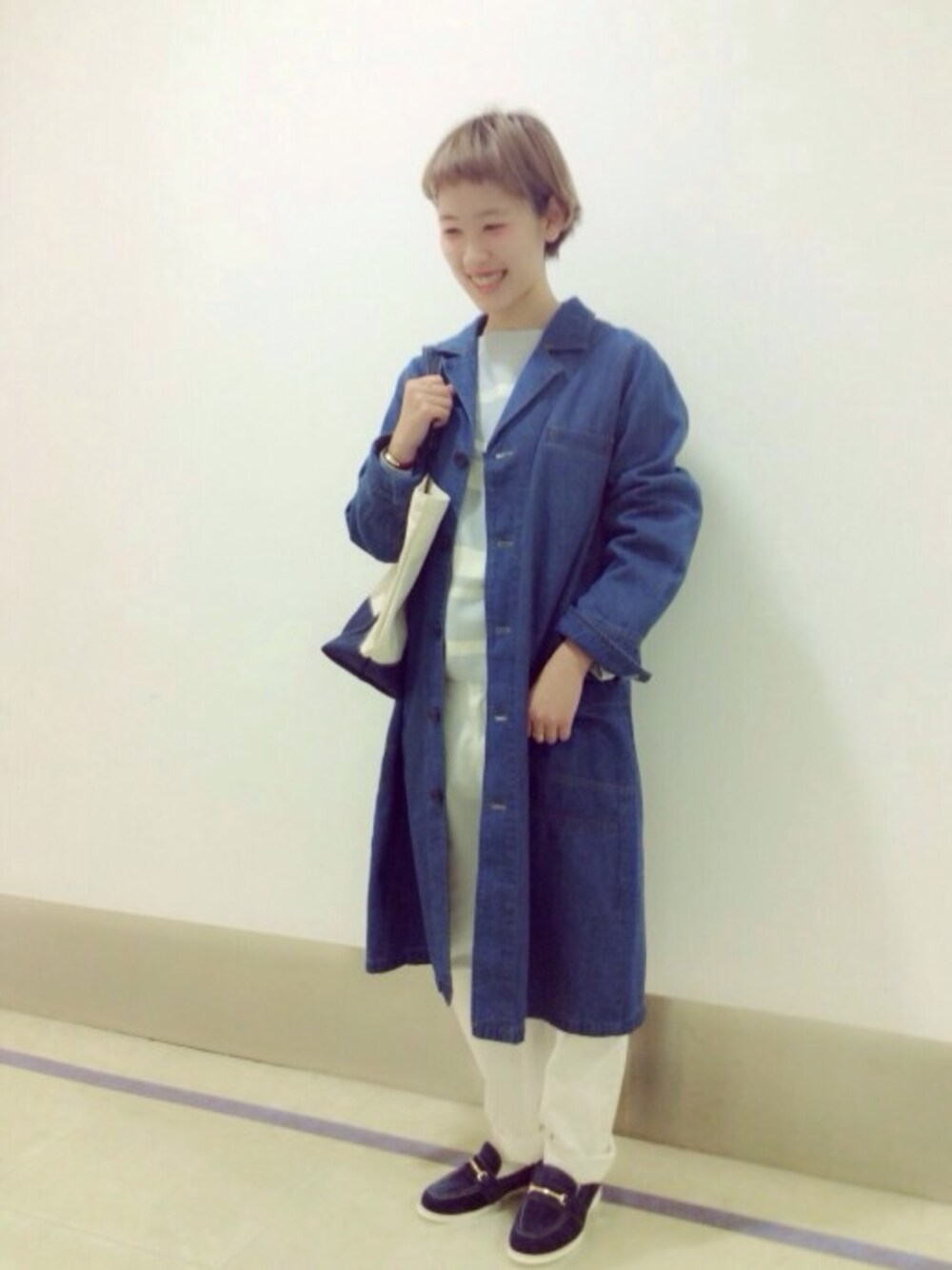 「w closetのアイテム（ニット/セーター、ホワイト系）」を使った、あぽちゃんさん（メンズ・156cm）の春コーディネートの1枚目の写真