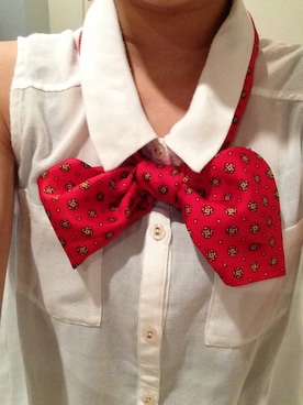 「アイテム（ネクタイ、レッド系）」を使った、o.harukaさん（レディース・153cm）の秋コーディネート