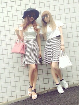 メグ・ローズさんのコーディネート