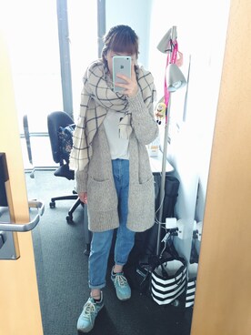 「TOPSHOP（トップショップ）のTopshop Moto High Rise Crop Jeans (Dark Denim)（デニムパンツ、ブルー系）」を使った、Momokoooさん（レディース・160cm）の春コーディネート