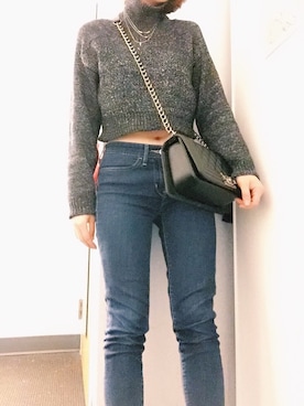 「CHANEL（シャネル）のアイテム（クラッチバッグ、ブラック系）」を使った、Momokoooさん（レディース・160cm）の春コーディネート
