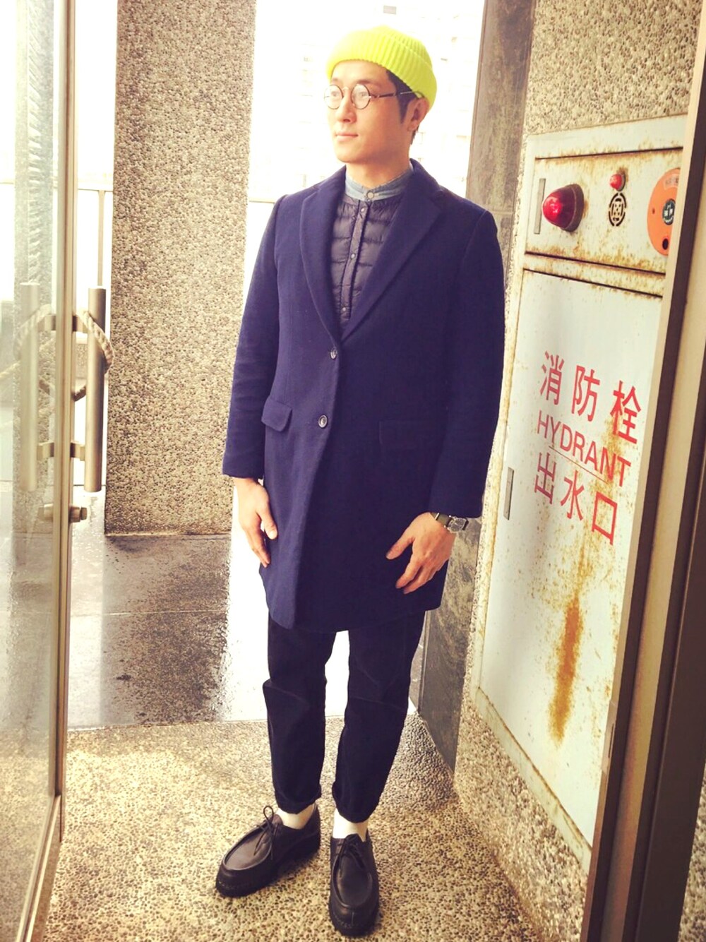 「Made in USA、vintage、mont-bell、MUJI、Paraboot」｜「MADE IN USAのアイテム（帽子、イエロー系）」を使った、ALさん（メンズ・174cm）の冬コーディネートの1枚目の写真