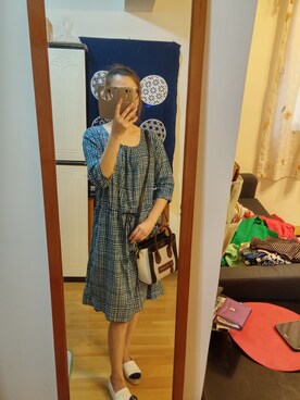 「COCOON（コクーン）のアイテム」を使った、tracy chiuさん（レディース・168cm）の夏コーディネート
