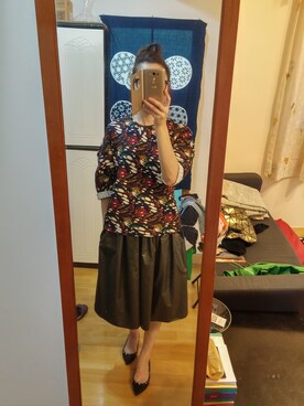 「COCOON（コクーン）のアイテム」を使った、tracy chiuさん（レディース・168cm）の秋コーディネート