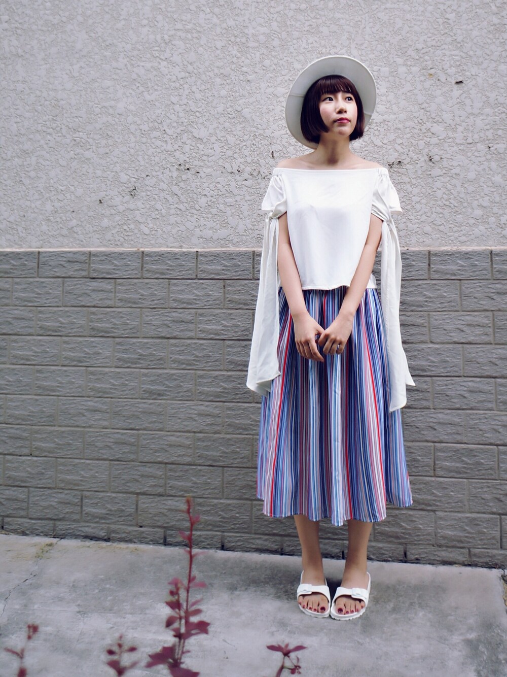 「休日スタイル、大人カジュアル、ootd」｜「WhatWear_Studioのアイテム（トップス、ホワイト系）」を使った、nownowさん（レディース・158cm）の夏コーディネートの1枚目の写真