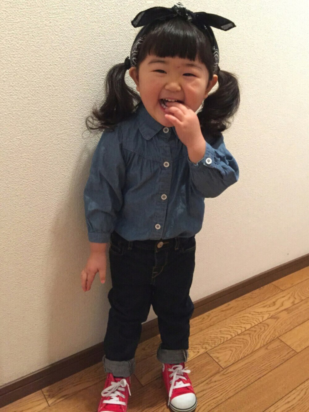 その他のその他、その他のその他を着用したキッズの春コーディネートの1枚目の写真